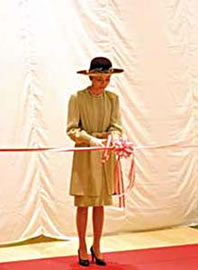 Tape cut by Princess Mikasa at the opening ceremony