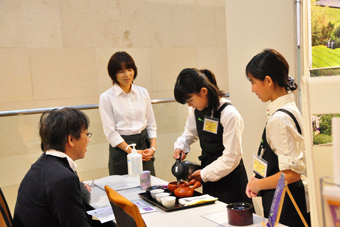 藤枝ジュニアお茶博士おもてなし茶屋